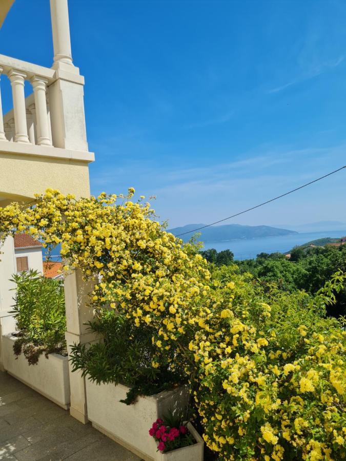 Apartman En Moscenicka Draga Bagian luar foto