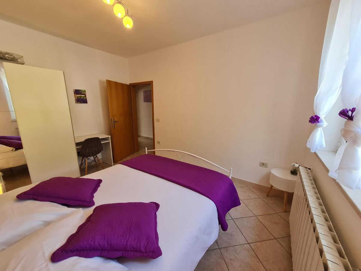 Apartman En Moscenicka Draga Bagian luar foto