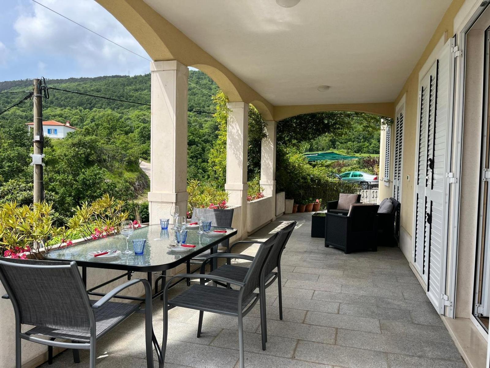 Apartman En Moscenicka Draga Bagian luar foto