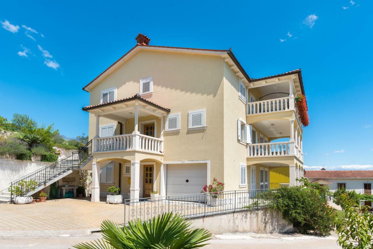 Apartman En Moscenicka Draga Bagian luar foto