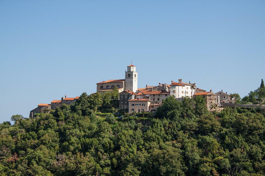 Apartman En Moscenicka Draga Bagian luar foto