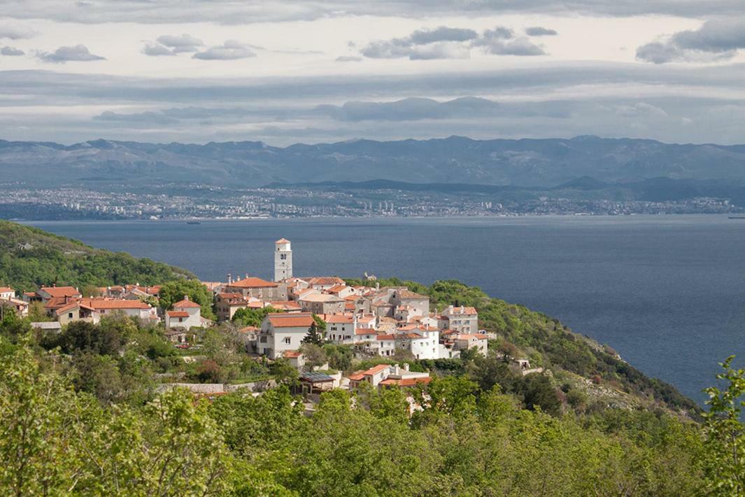 Apartman En Moscenicka Draga Bagian luar foto